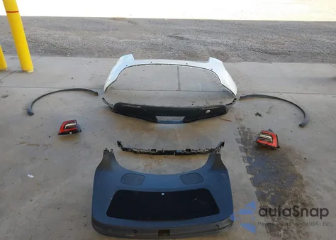 2021 Tesla Model Y Long Range Dual Motor All-Wheel Drive из США, поврежденный, VIN 5YJYGDEE6MF138868